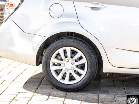 Used 2017 Chevrolet Sonic LS image 11