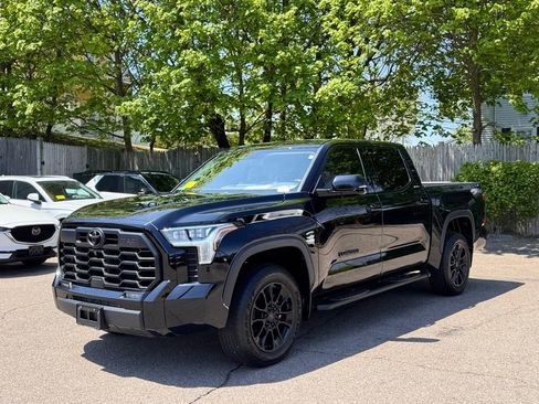 Used 2024 Toyota Tundra Limited AWD/4WD image 2