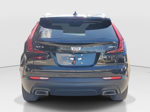 Used 2023 Cadillac XT4 Luxury w/ Cold Weather Package image 6