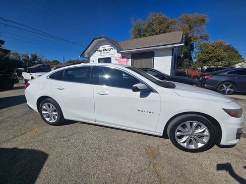 Used 2020 Chevrolet Malibu LT image 4