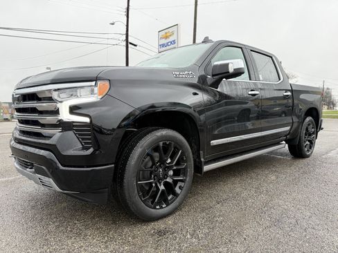 New 2026 Chevrolet Silverado 1500 High Country image 2