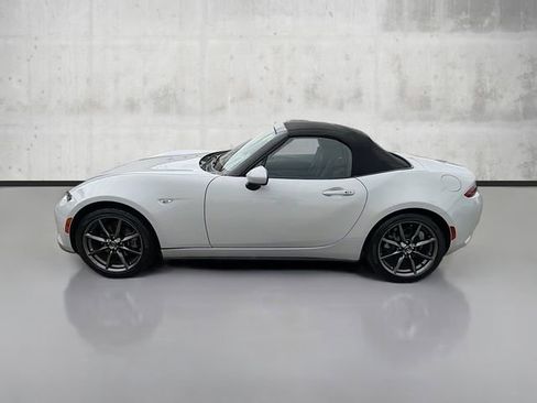 Used 2016 MAZDA MX-5 Miata Grand Touring image 8
