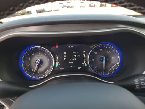 New 2026 Chrysler Pacifica Select image 26