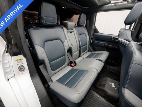 Used 2024 Ford Bronco Outer Banks AWD/4WD image 18