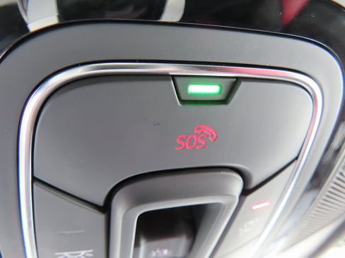 Used 2022 Audi SQ5 Prestige w/ Prestige Package image 10