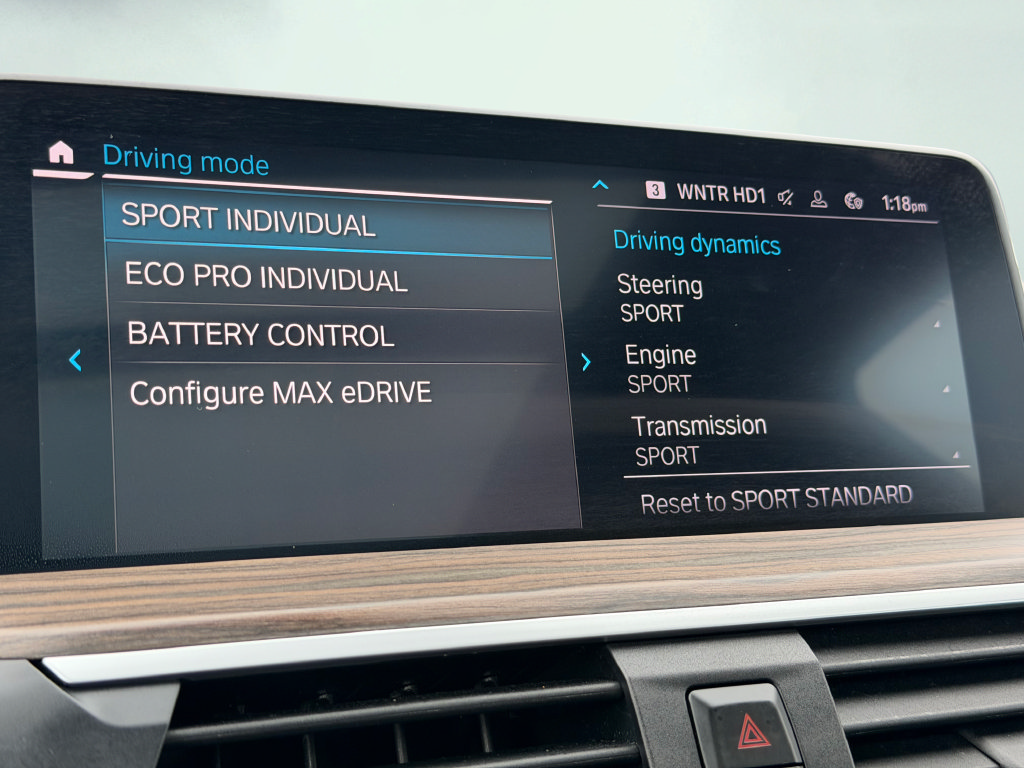 Used 2021 BMW X3 xDrive30e w/ Executive Package AWD/4WD image 30
