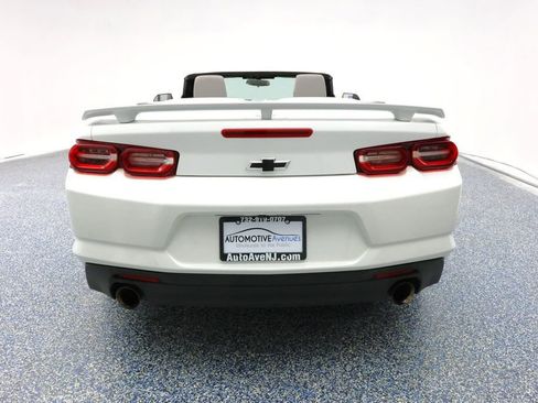 Used 2023 Chevrolet Camaro LT image 4