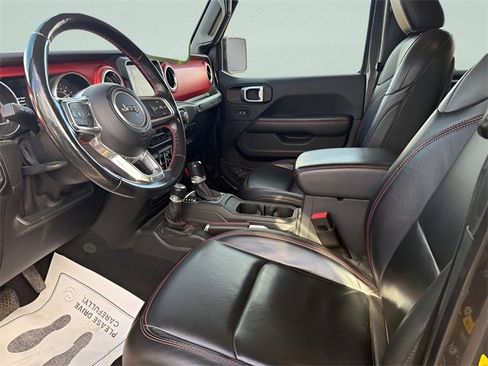 Used 2021 Jeep Wrangler Unlimited Rubicon image 10