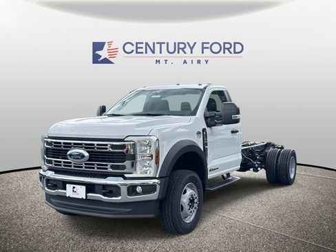 New 2025 Ford F600 4x4 Regular Cab Super Duty w/ XL Chrome Package image 5