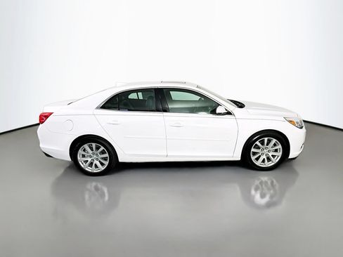 Used 2015 Chevrolet Malibu LT w/ Leather Package FWD image 8