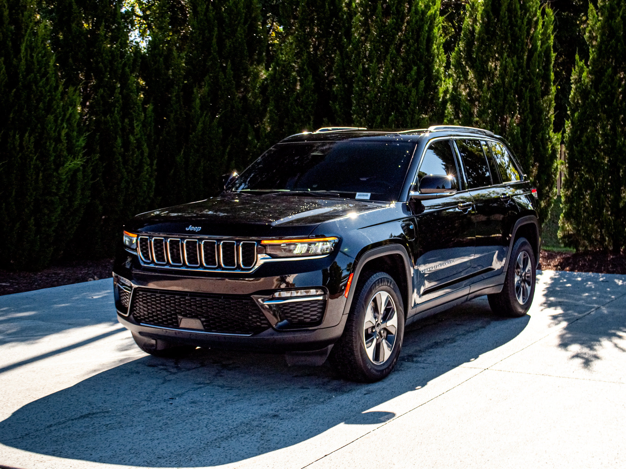 Used 2024 Jeep Grand Cherokee Limited 4xe AWD/4WD image 5