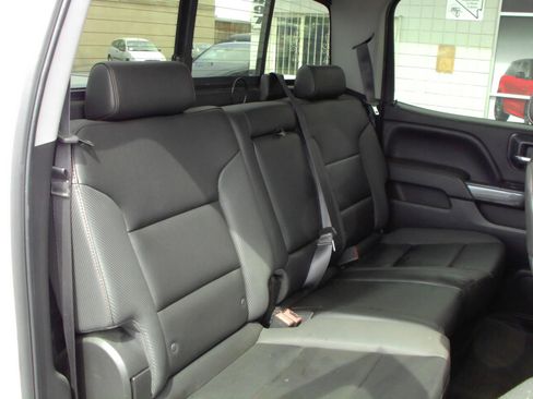 Used 2016 GMC Sierra 1500 SLT w/ All-Terrain Package AWD/4WD image 29