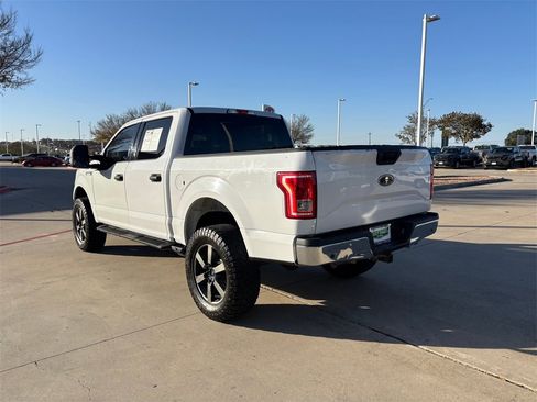 Used 2017 Ford F150 XLT w/ Trailer Tow Package image 5