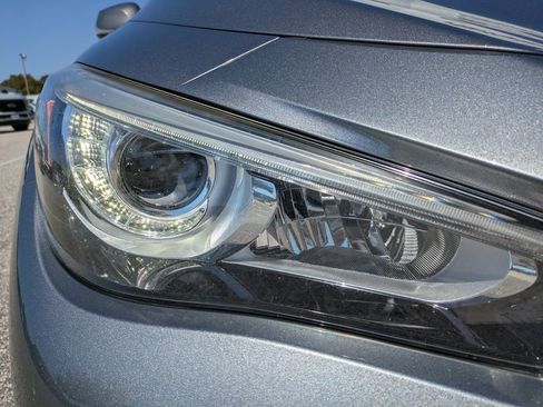 Used 2018 INFINITI Q50 Sport image 10