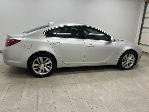 Used 2016 Buick Regal image 11