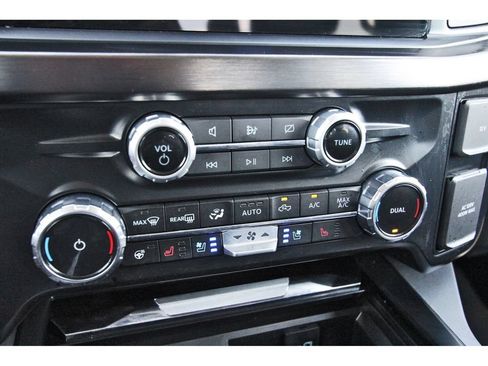 Certified 2024 Ford F350 Lariat AWD/4WD image 27