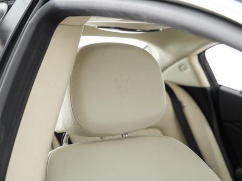Used 2014 Maserati Ghibli S Q4 AWD/4WD image 38