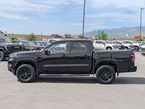 Used 2023 Nissan Frontier SV w/ Midnight Edition Package AWD/4WD image 3