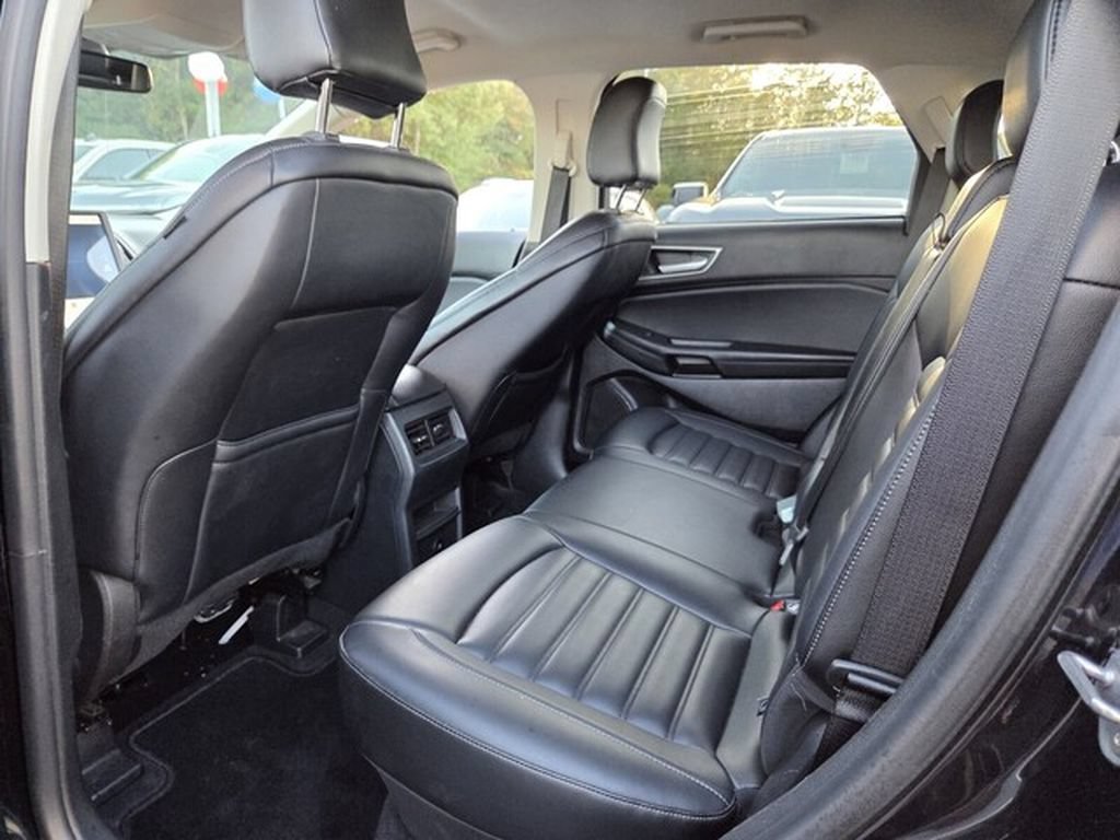 Used 2024 Ford Edge SEL AWD/4WD image 11