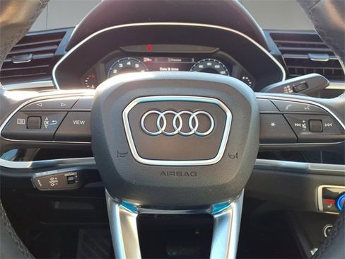 Used 2022 Audi Q3 2.0T Premium Plus w/ Premium Plus Package image 14
