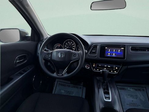 Used 2017 Honda HR-V EX image 24
