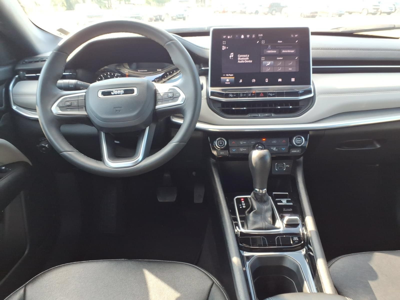 Used 2024 Jeep Compass Limited AWD/4WD image 13