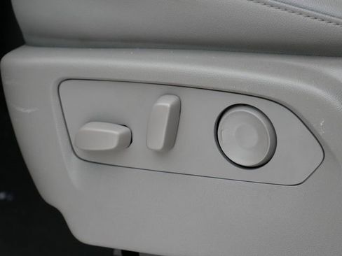 Used 2024 Chevrolet Silverado 2500 LTZ w/ LTZ Convenience Package image 13