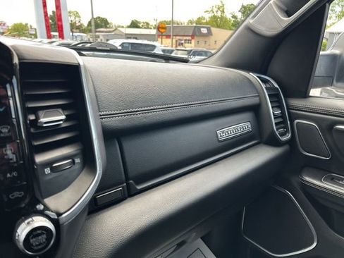 Used 2023 RAM 1500 Laramie AWD/4WD image 41