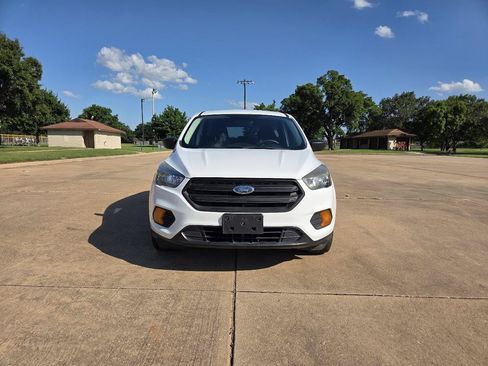 Used 2018 Ford Escape S FWD image 5