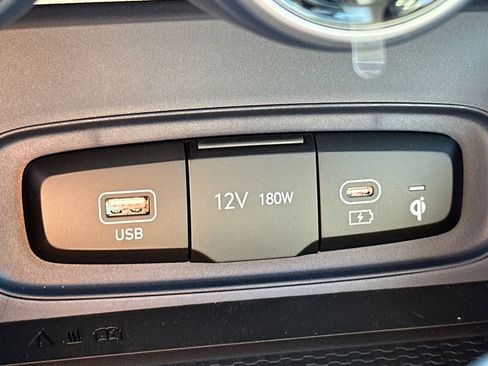 New 2026 Hyundai Venue SEL image 31