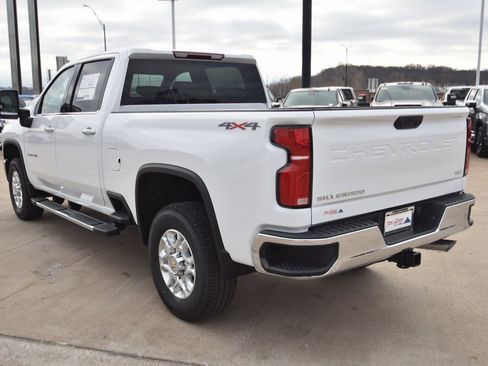 New 2026 Chevrolet Silverado 2500 LTZ w/ LTZ Convenience Package image 6