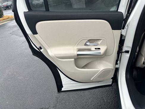 New 2026 Mercedes-Benz GLA 250 4MATIC image 24