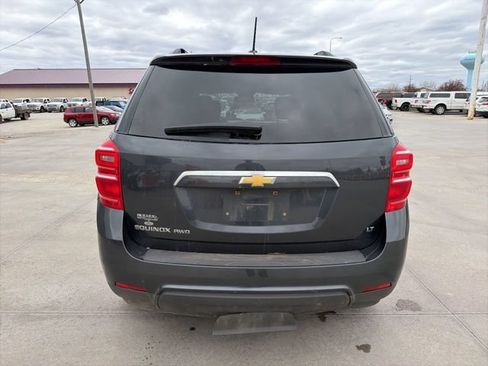 Used 2017 Chevrolet Equinox LT w/ Convenience Package AWD/4WD image 6