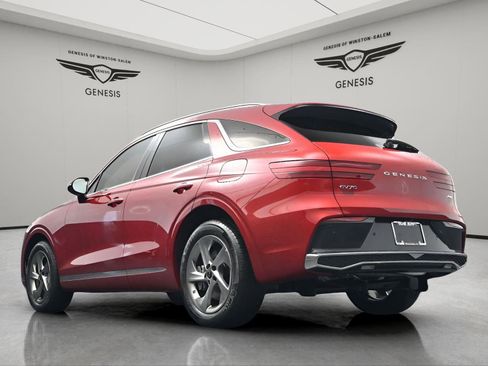 New 2026 Genesis GV70 2.5T Select image 12