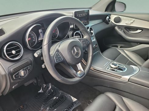 Used 2019 Mercedes-Benz GLC 300 image 25