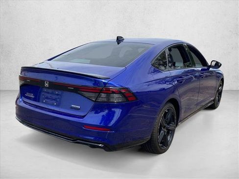 Used 2025 Honda Accord Sport image 5