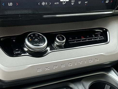 New 2026 Ford Expedition Max Active RWD image 22