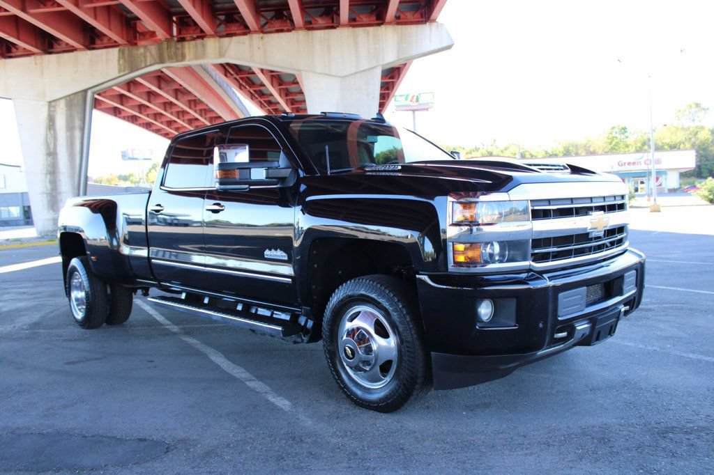 Used 2019 Chevrolet Silverado 3500 High Country w/ Duramax Plus Package AWD/4WD image 4