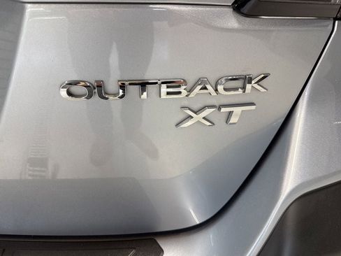 Used 2022 Subaru Outback Limited XT AWD/4WD image 25