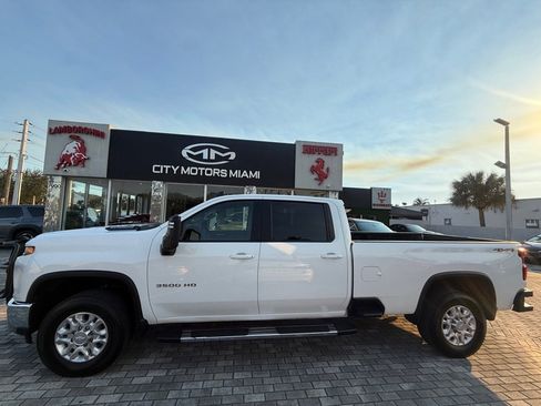 Used 2020 Chevrolet Silverado 3500 LT w/ All Star Edition image 4