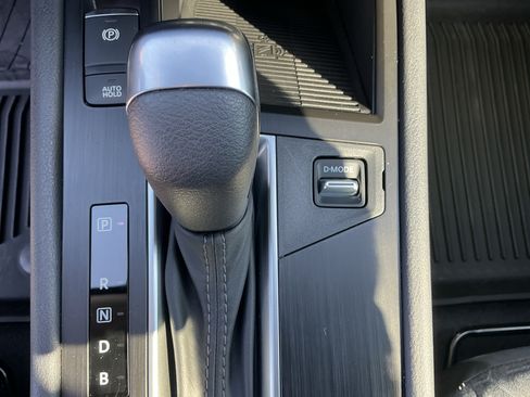 Certified 2026 Nissan Kicks SV FWD image 21