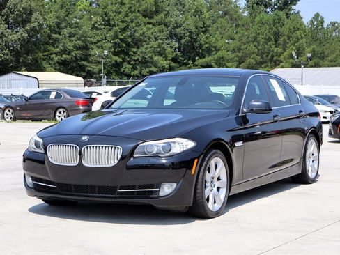 Used 2011 BMW 550i Sedan RWD image 3