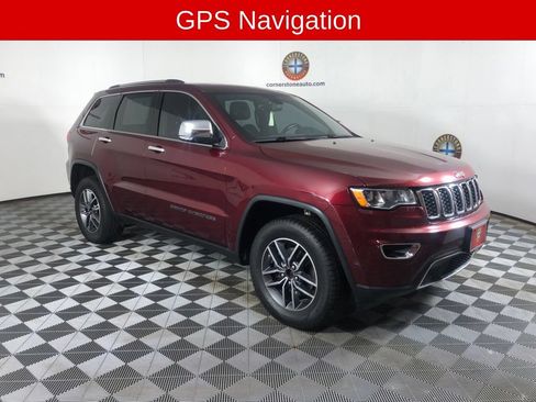 Used 2017 Jeep Grand Cherokee Limited AWD/4WD image 16
