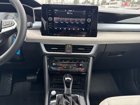 New 2026 Volkswagen Taos SE AWD/4WD image 26