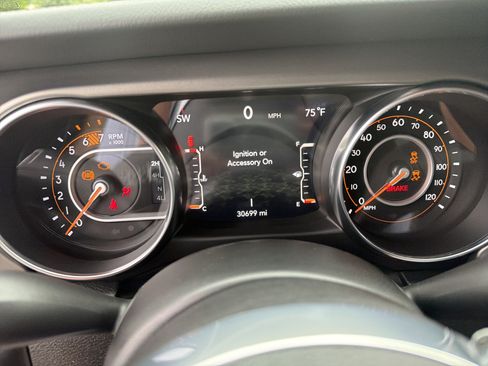 Used 2023 Jeep Wrangler Unlimited Rubicon w/ Steel Bumper Group AWD/4WD image 33