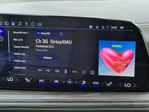 Certified 2025 Chevrolet Suburban Z71 w/ Comfort Package image 26