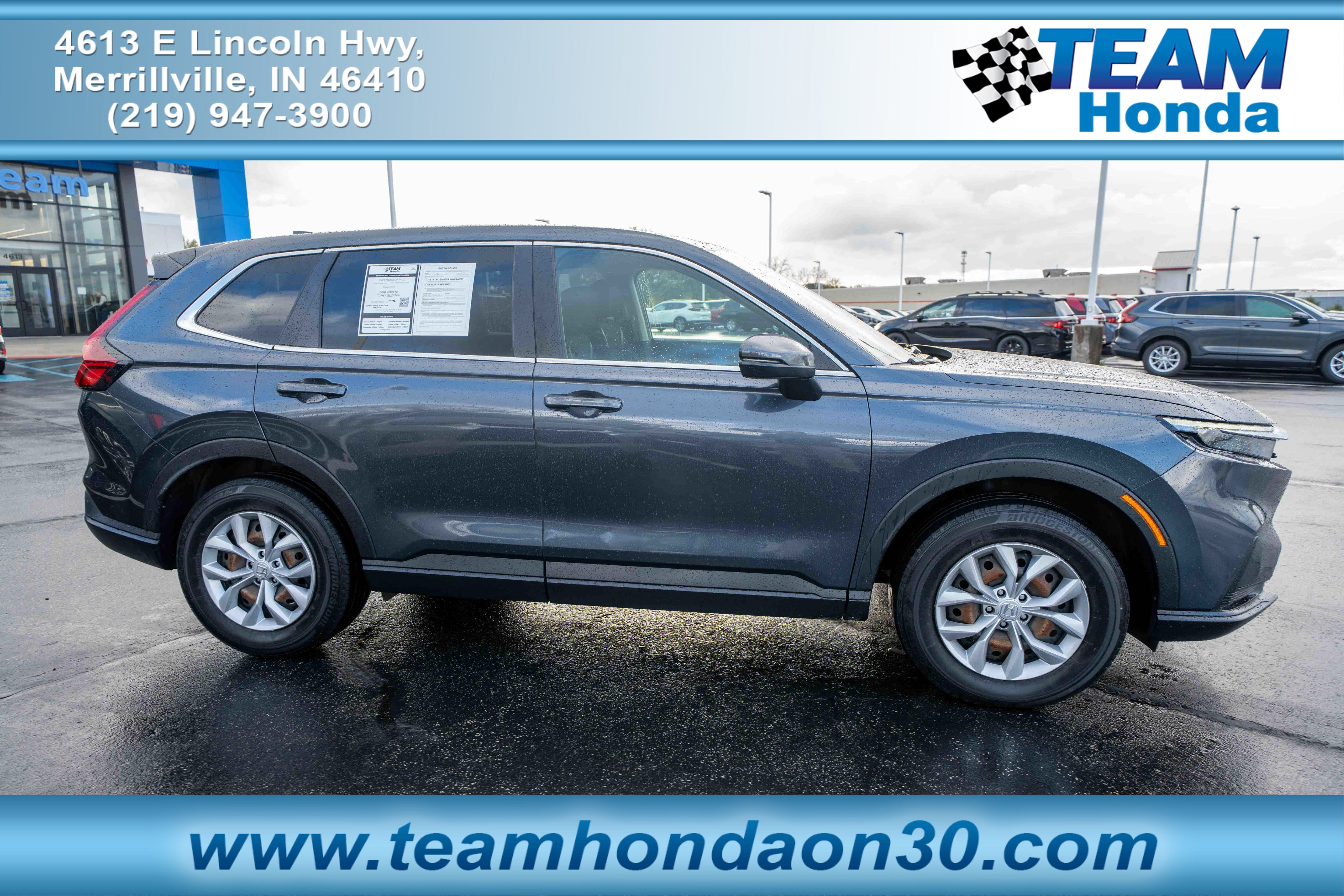 Used 2025 Honda CR-V LX image 1