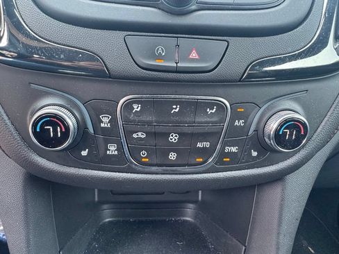 Certified 2023 Chevrolet Equinox RS AWD/4WD image 18