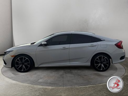 Used 2021 Honda Civic Sport image 4