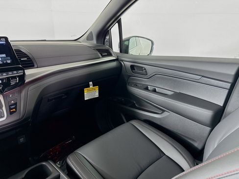 New 2026 Honda Odyssey Sport-L image 28